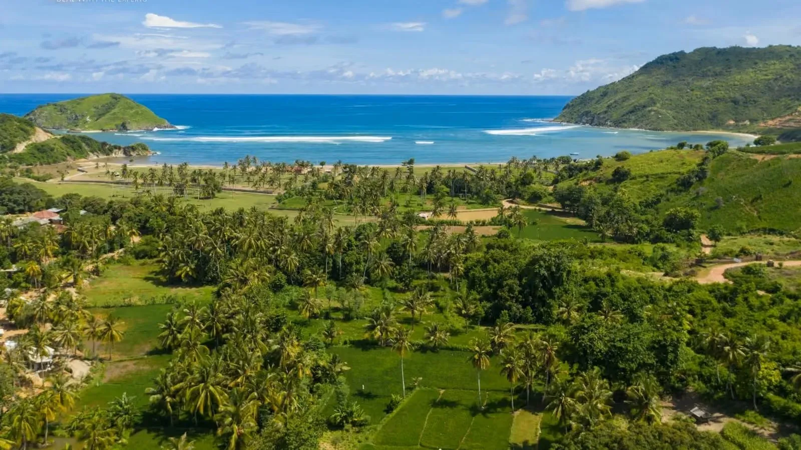 Aerial view of Are Guling bay